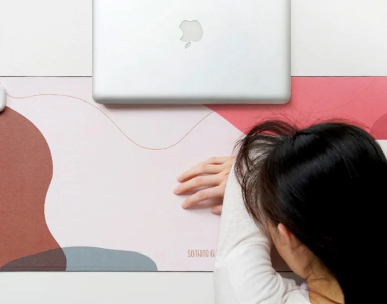 Munka közben tartja melegen a kezünket a Sothing egérpad 6