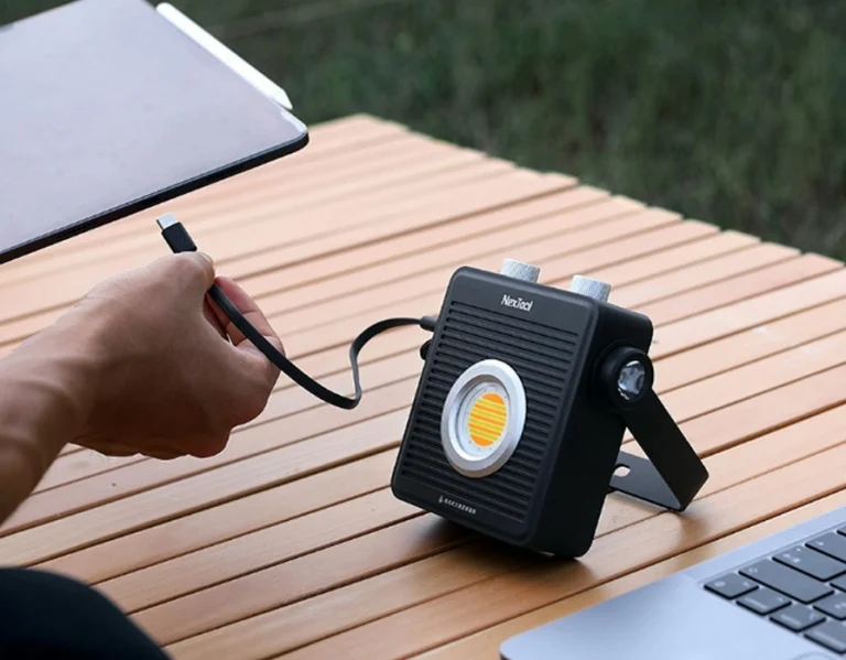 Erős, akkumulátoros reflektort dobott piacra a Nextool 8