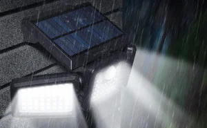 128 LED-es, napelemes lámpával világíthatjuk be a kertet