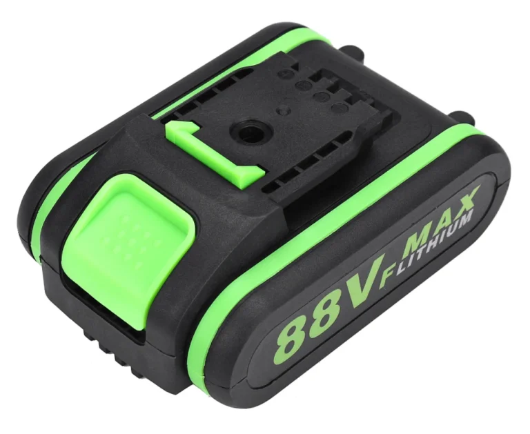 Akkumulátoros szablyafűrészt is lehet olcsón rendelni 6