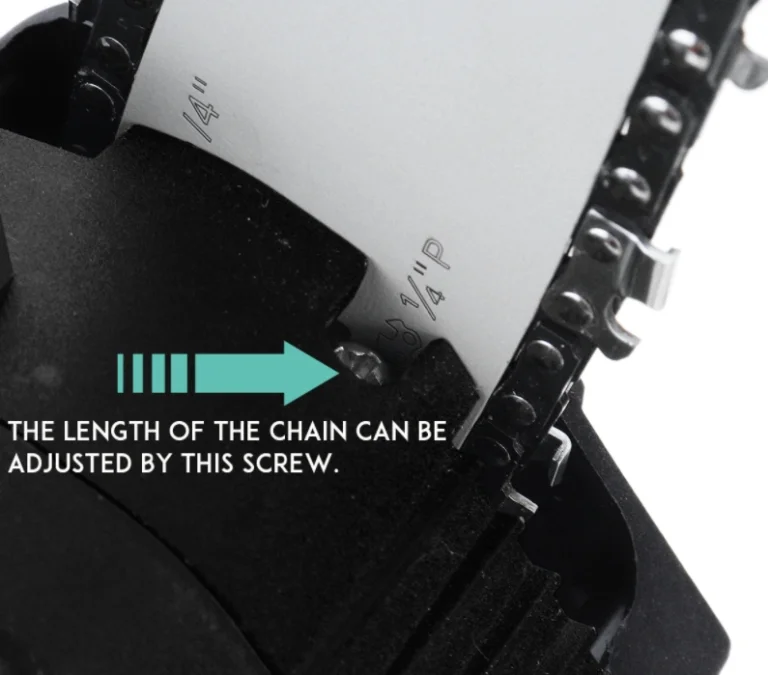 Vicc áron kapható az egykezes láncfűrész, két aksival 5