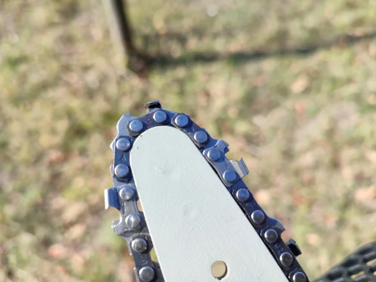 Violeworks akkumulátoros, egykezes láncfűrész teszt 6