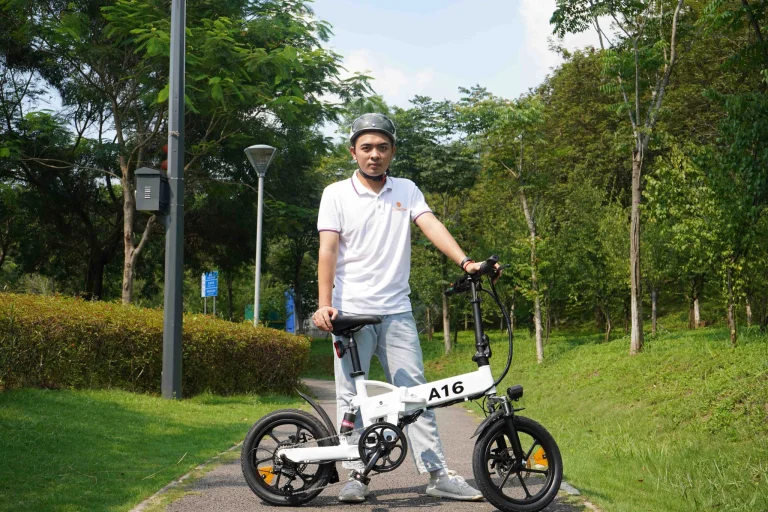 Karácsonyi vásárt tart az ADO 7