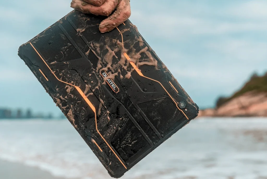 Előrendelhető az Oukitel strababíró tablete 1