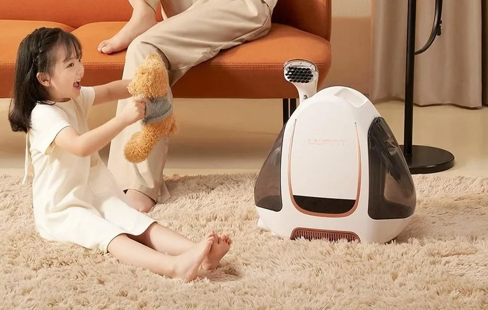 A UWANT B100-E kárpittisztítóra is kaptunk egy kupont 1