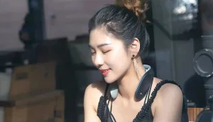 A Jeeback nyakmasszírozó segít ellazulni munka után