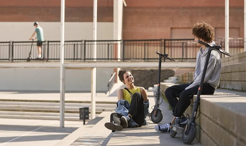 Munkába járós Xiaomi e-roller vihető kedvezményesen 1