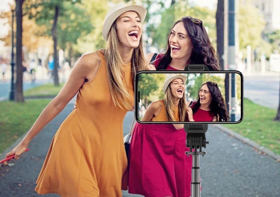 Az Elegiant szelfibot a nyaralások igazi budget kütyüje 1