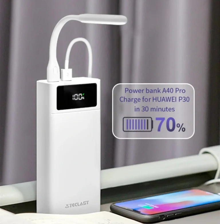 Gigászi power bank a Teclasttól, bomba jó áron 5