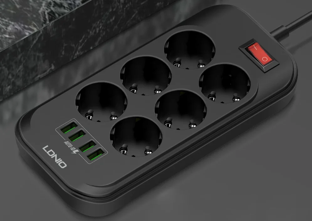 Négy USB-s konnektor elosztó az LDNIO-tól: 7100 Ft 1