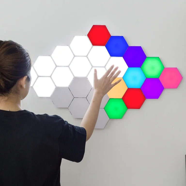 Korlátlanul bővíthető RGB-s hatszöglámpák akciósan a BG-n 2