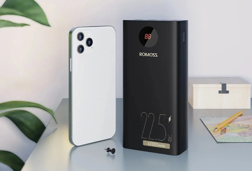 Hatalmas Romoss power bank jelent meg a Banggoodon 1