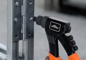 5000 Ft alatt vihető a Topshak szegecselője