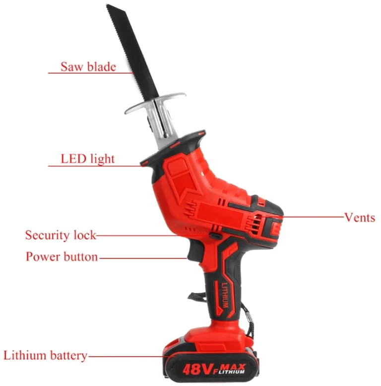 Két aksival is csak 11 300 forint a szablyafűrész 8