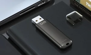 Gyors, pendrive méretű külső SSD rendelhető potom pénzért