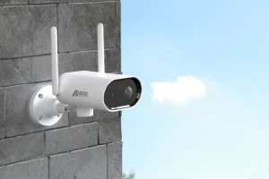 2K-s WiFi kamera aksival, napelemes panellel megtámogatva