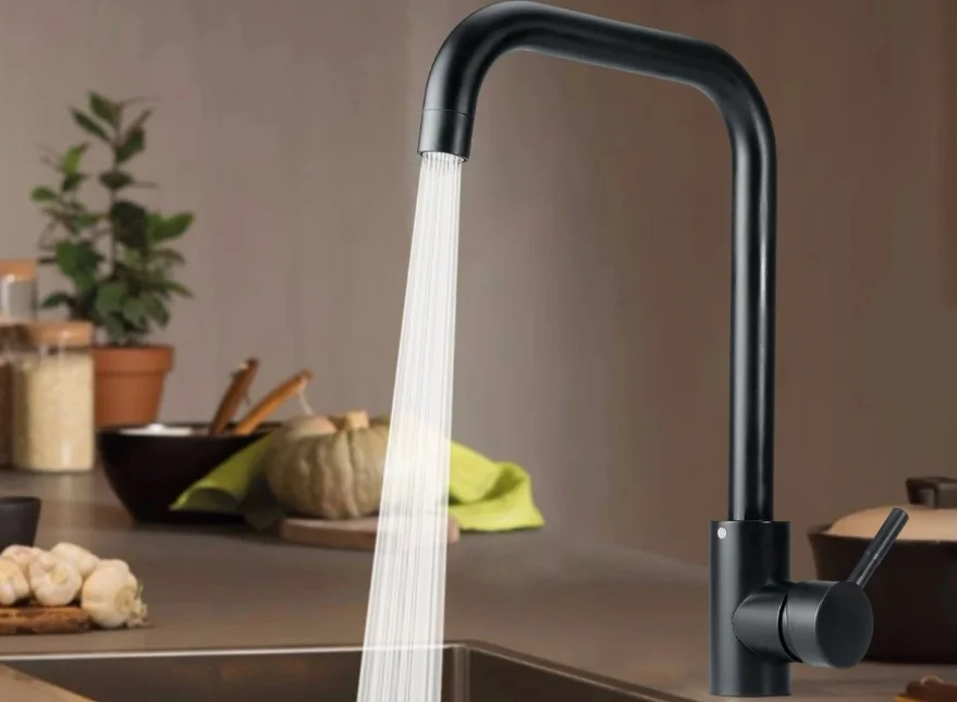 10 000 forintért stílusos konyhai csaptelep is kapható 1