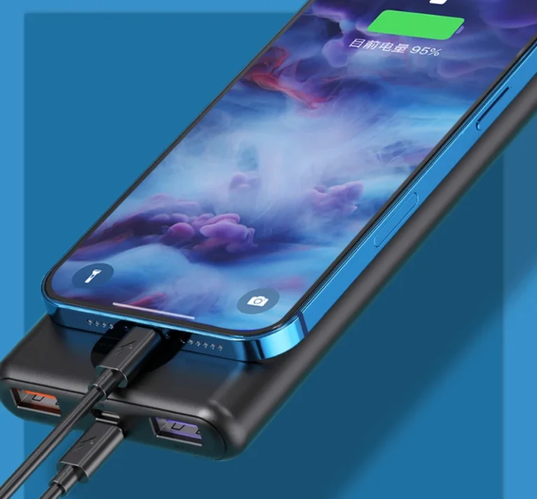 Gyorstöltős Awei power bank, sok porttal, igen olcsón 7