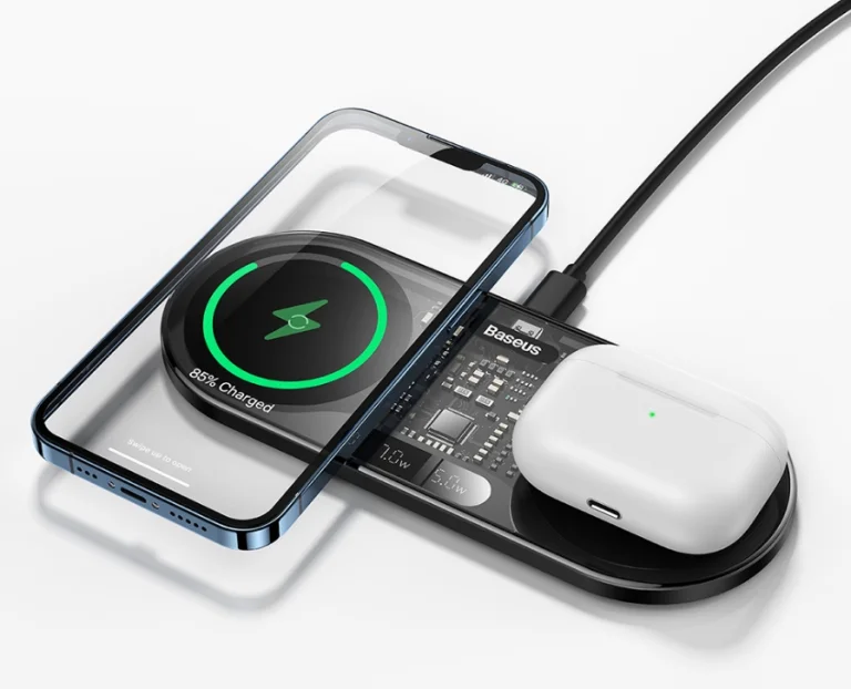 Átlátszó és dupla tekercses a Baseus legújabb Qi töltője 3