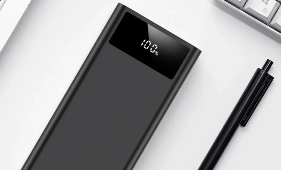 Gigászi power bank a Teclasttól, bomba jó áron 1