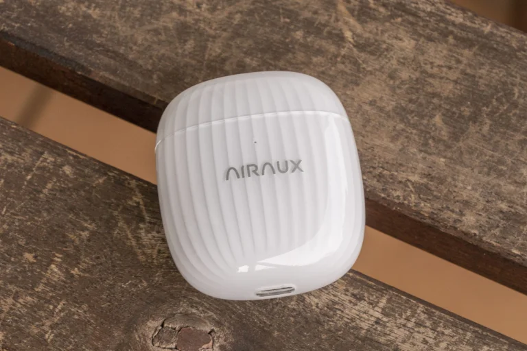 AirAux AA-UM13 semi in-ear TWS fülhallgató teszt 5
