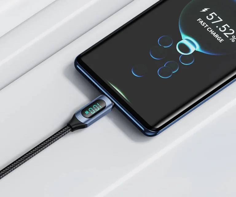 Gyorsan tölt és kijelzőn mutatja a sebességet ez a kábel 4