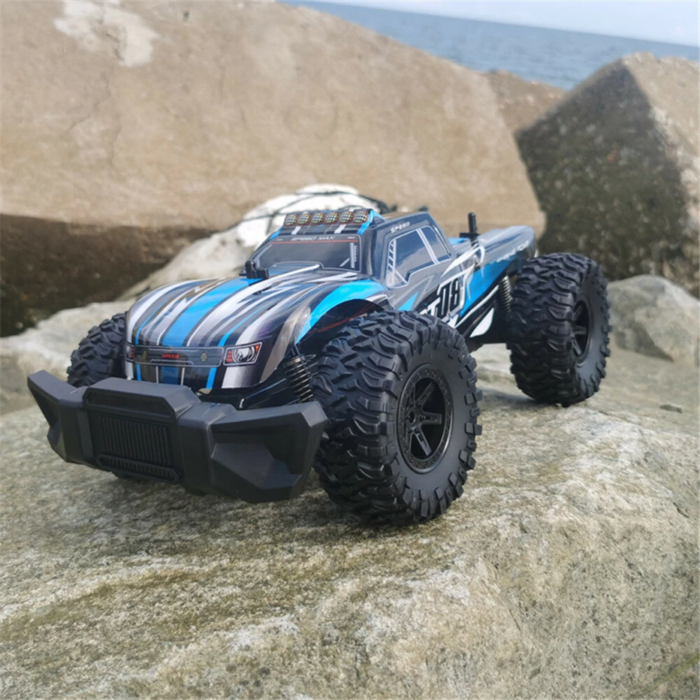 Bitang olcsó a három aksis Eachine EAT08 RC autó 3