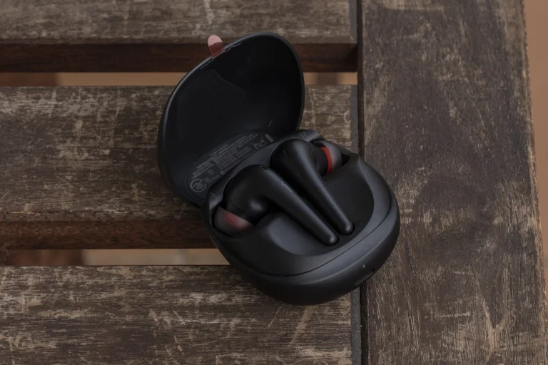 Mélyponton a 1More Aero ára 5