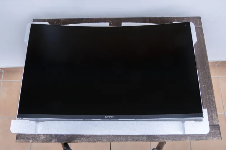 KTC H27S17 hajlított monitor teszt 3