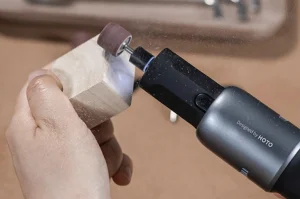 Vezeték nélküli egyenes csiszolót mutatott be a Hoto