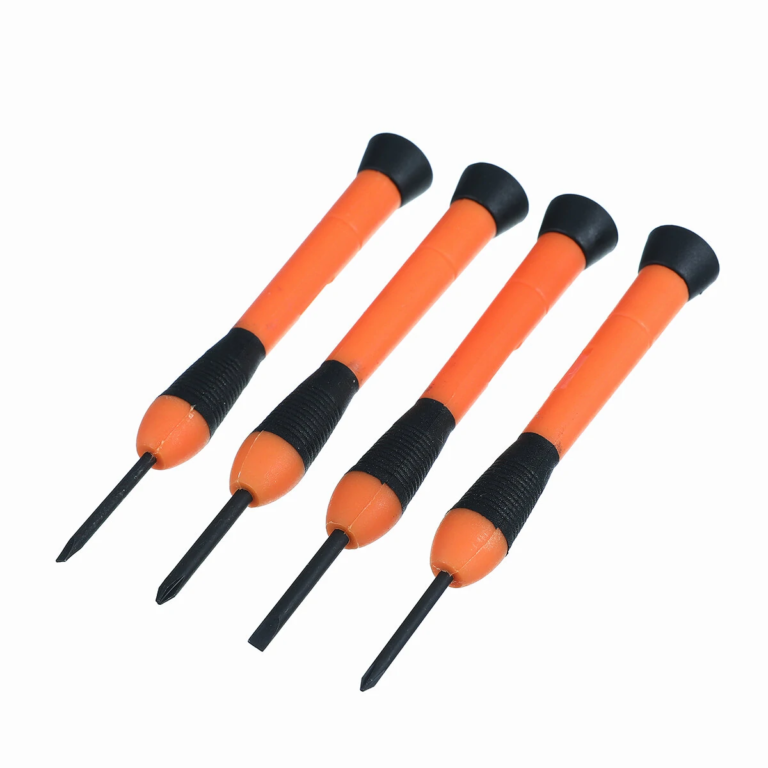 Csak 4700 Ft a Topshak 39 részes szerszámostáskája 10