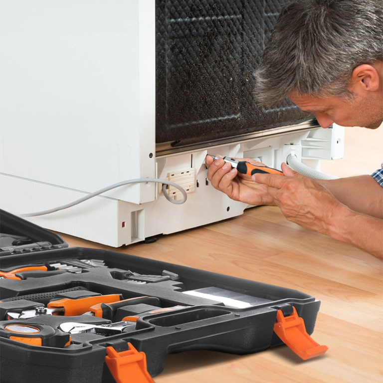 Csak 4700 Ft a Topshak 39 részes szerszámostáskája 12