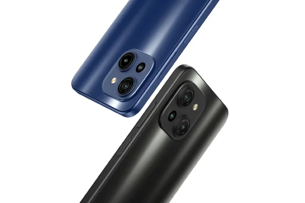 Ilyen egy sok memóriás budget telefon: FreeYond M5 1