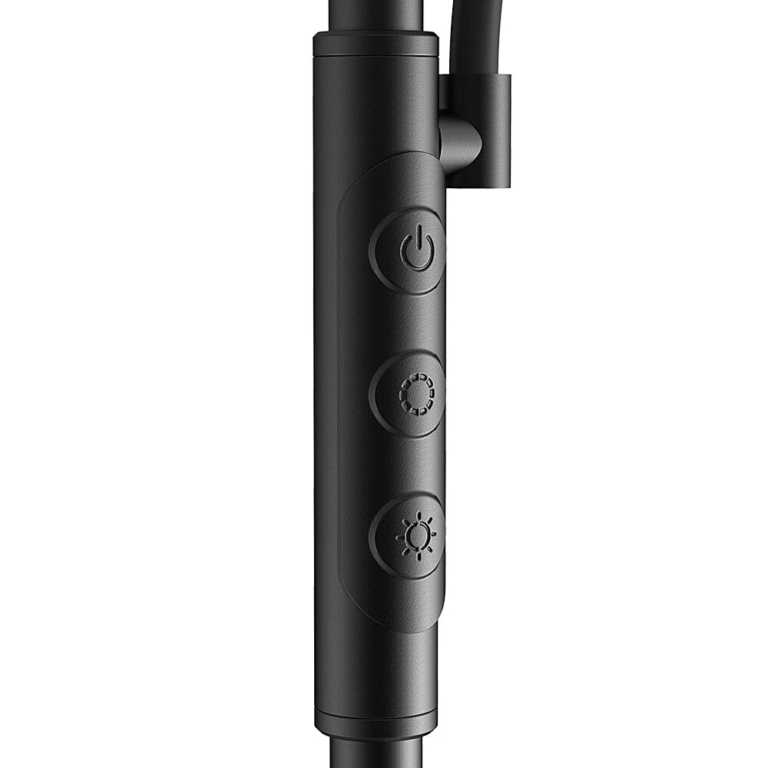 A BlitzWill állólámpája elárasztja fénnyel a szobát 10