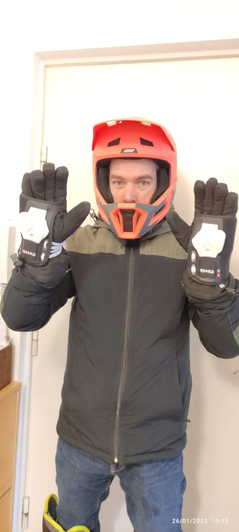 Test 12 des gants de ski chauffants Hcalory
