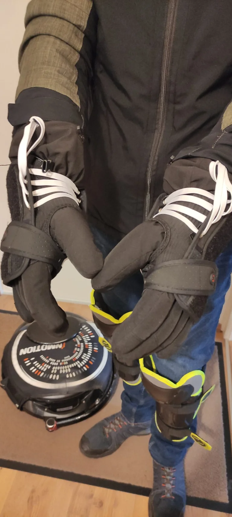 Test 14 des gants de ski chauffants Hcalory