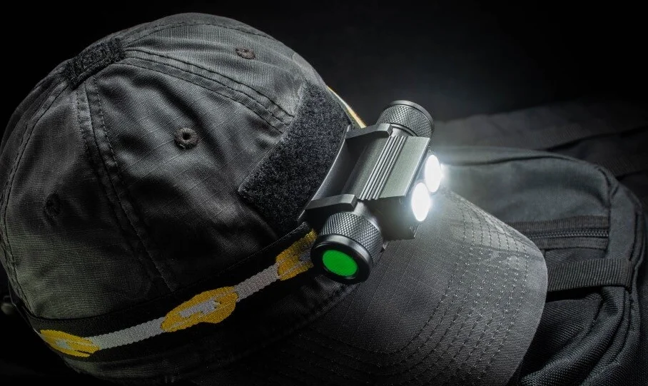 Messzire lehet látni a dupla LED-es Sofirn fejlámpával 1