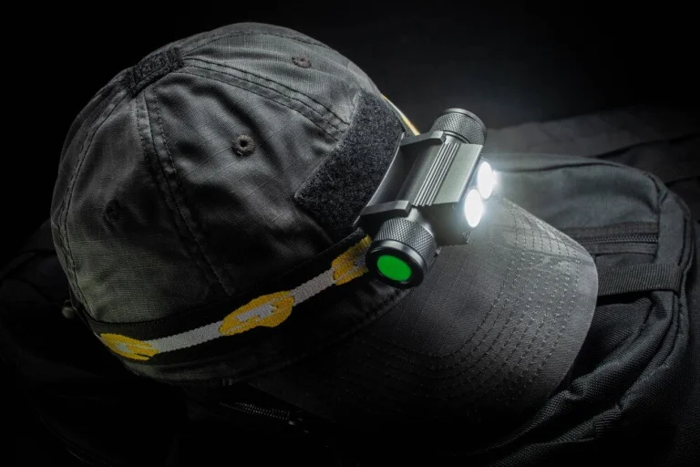 Messzire lehet látni a dupla LED-es Sofirn fejlámpával 2