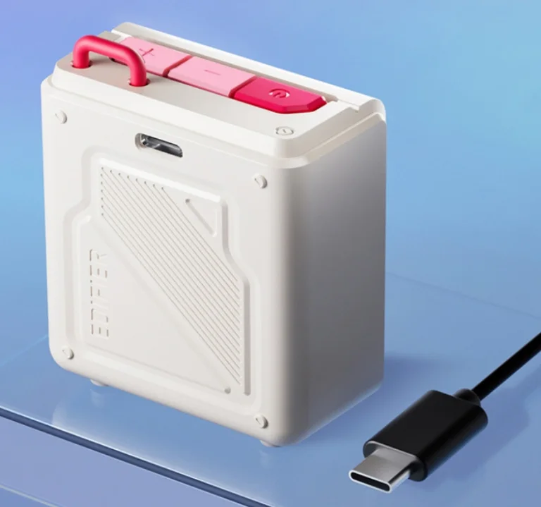 Új miniatűr Edifier hangszóró érkezett 8