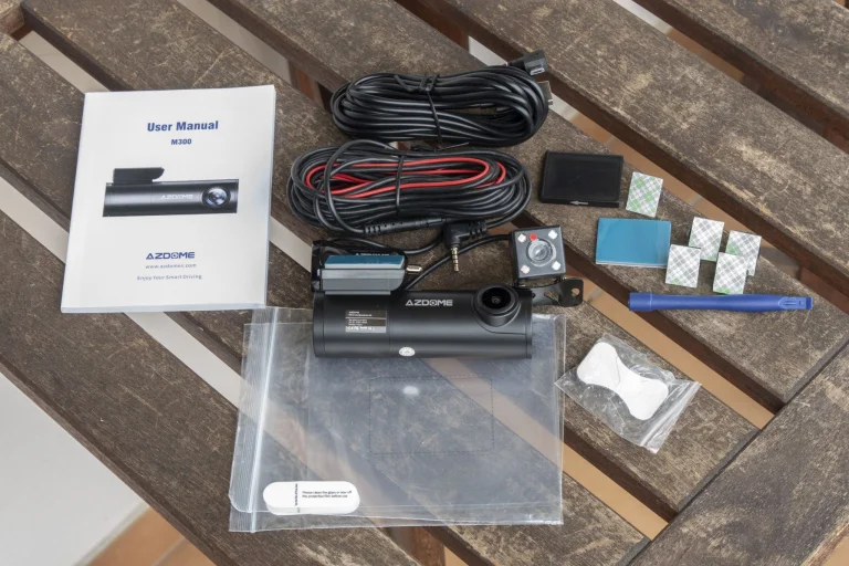 Cámara de salpicadero de coche AZDOME M300 3
