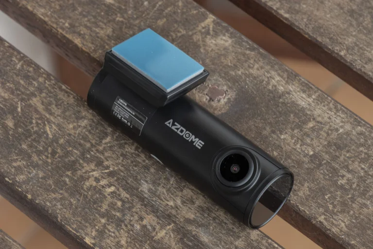 Cámara de salpicadero de coche AZDOME M300 4