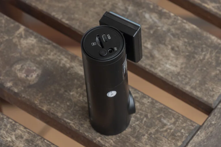 Cámara de salpicadero de coche AZDOME M300 6