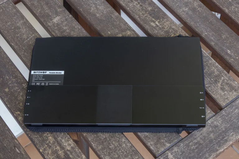 BlitzWolf BW-PCM2L hordozható monitor teszt 7