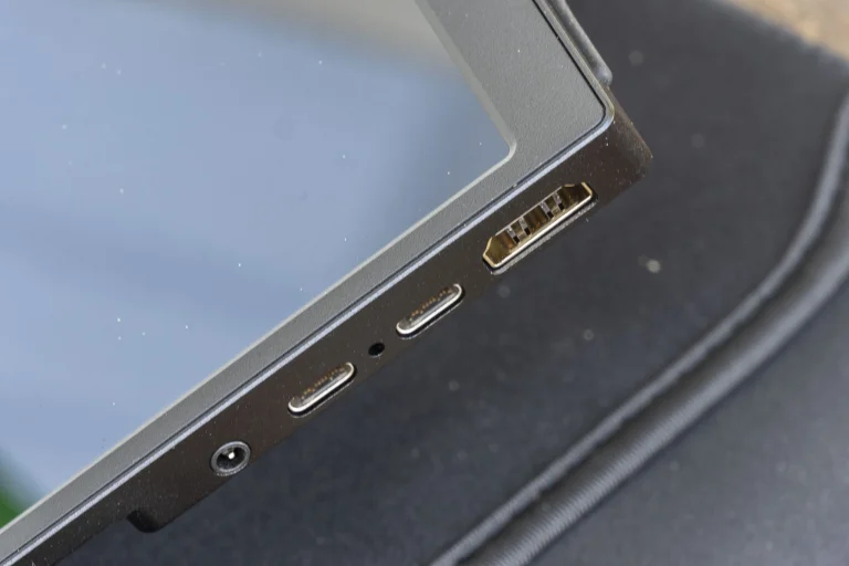 BlitzWolf BW-PCM2L hordozható monitor teszt 8