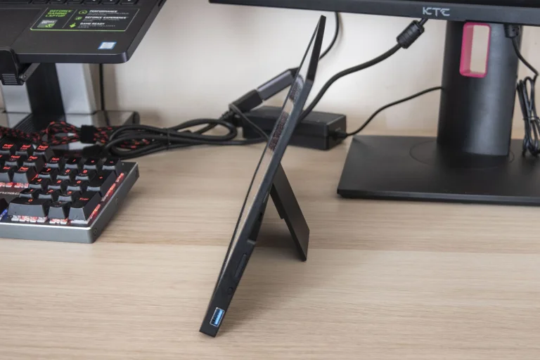 BlitzWolf BW-PCM2L hordozható monitor teszt 16