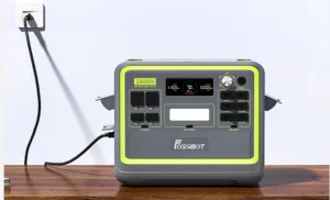 FOSSiBOT power station akció a Geekmaxin