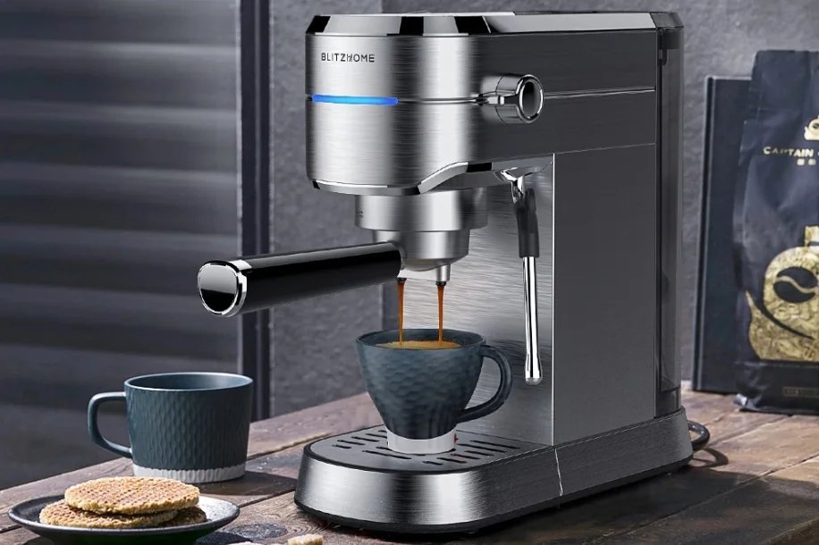 BlitzHome eszpresszó géppel indítsuk a napot 1