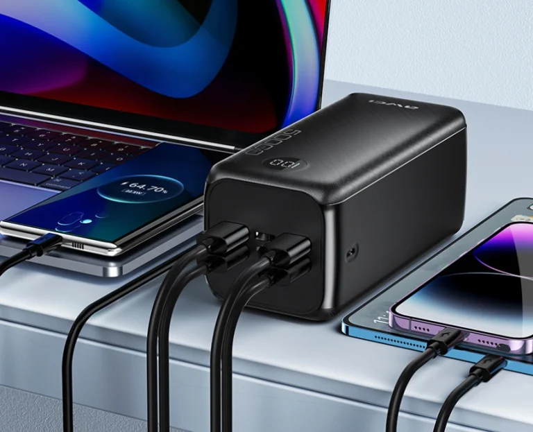 Hatalmas kapacitású az Awei féltégla power bankje 5