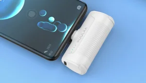 Kábel nélkül is használható a Kuulaa mini külső aksija