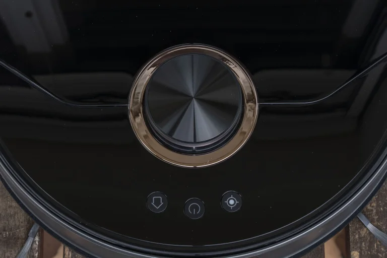 Uwant U200 önürítős robotporszívó teszt 11